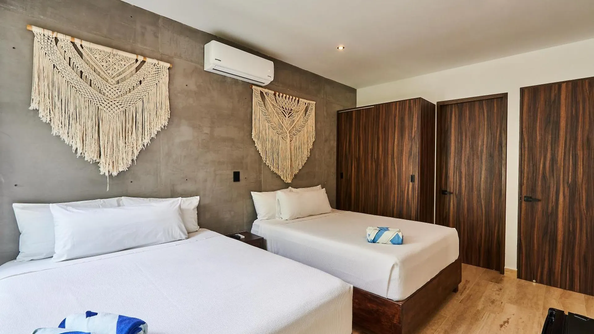 Familyfriendly Environment With Safety & Amenities Apartment Tulum