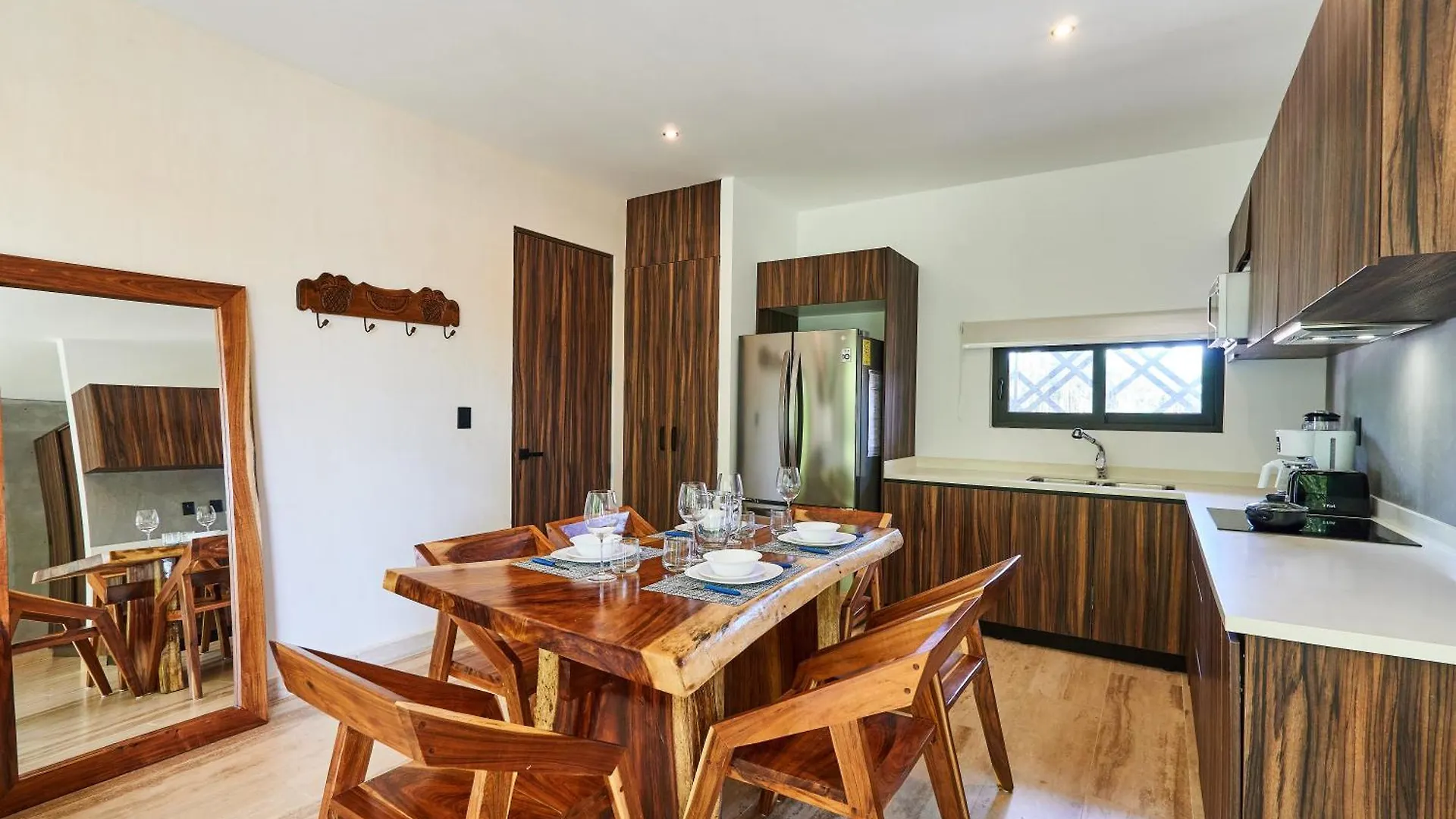Familyfriendly Environment With Safety & Amenities Apartment Tulum