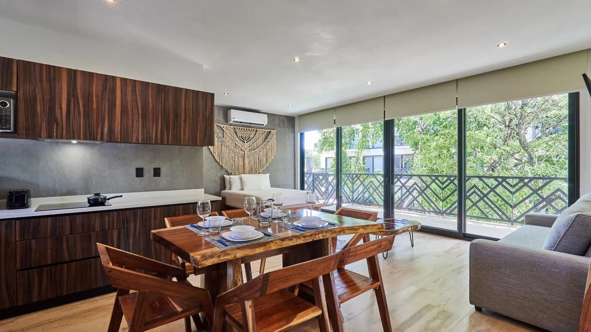 Familyfriendly Environment With Safety & Amenities Apartment Tulum