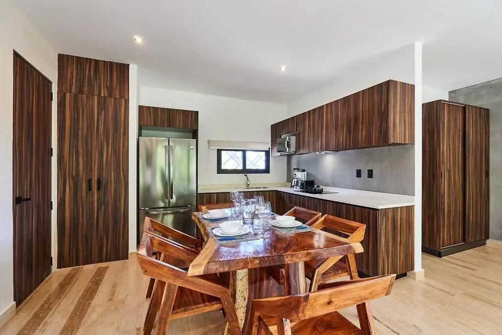 Familyfriendly Environment With Safety & Amenities Apartment Tulum